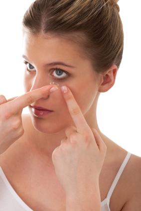 applying contact lens